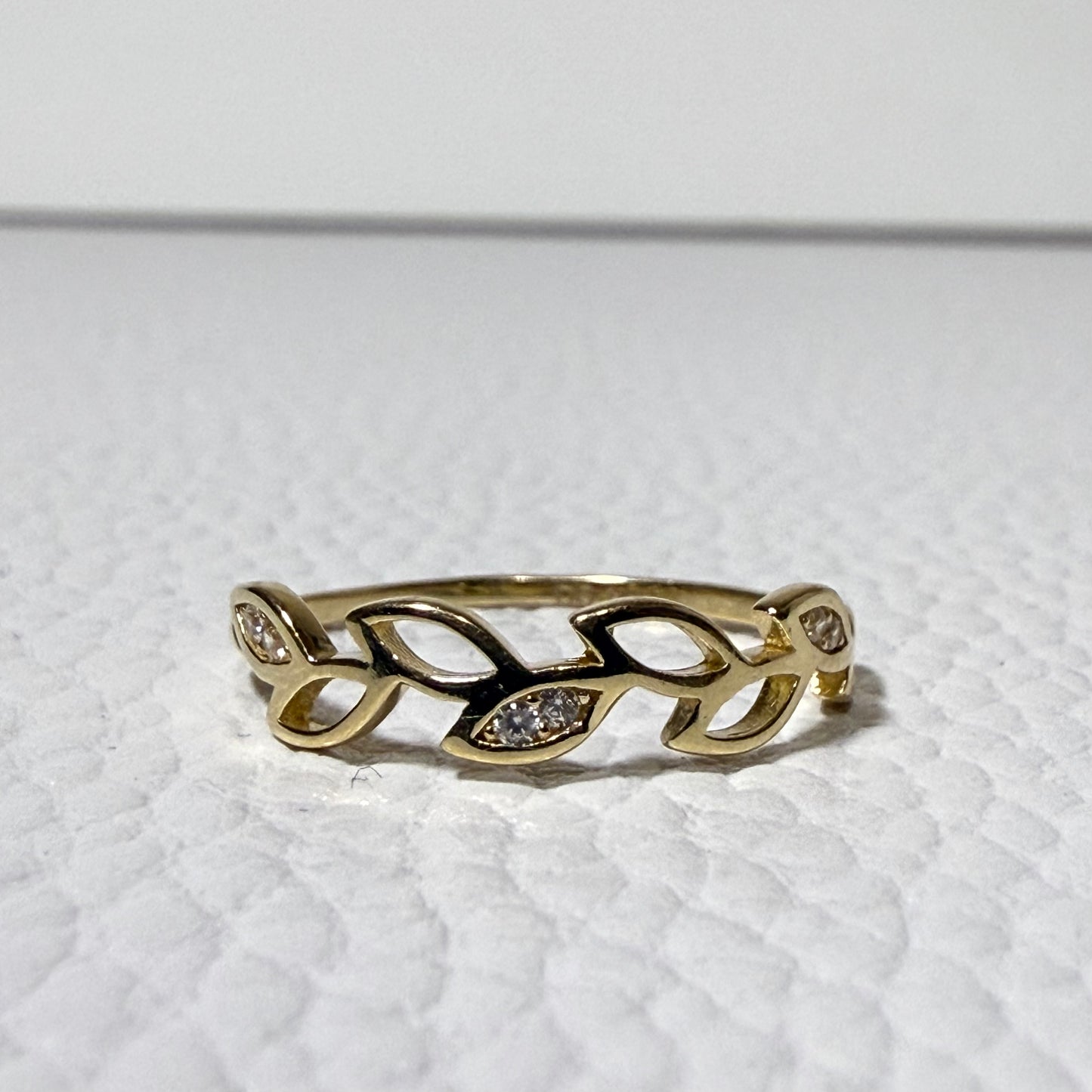14K ITALIAN GOLD LEAF RING (SIZE 8) | NAVARRO JEWELRY