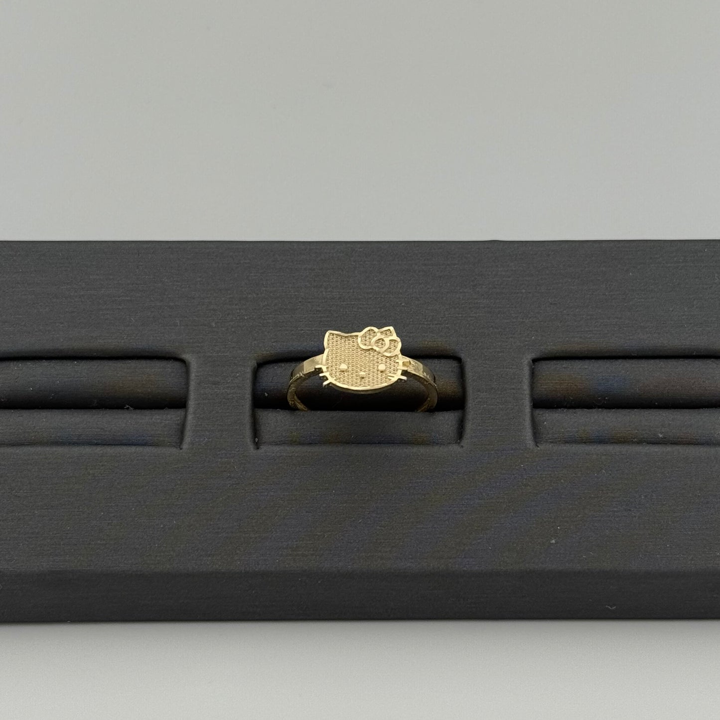 14K Gold Hello Kitty Ring | NAVARRO JEWELRY | SIZE 7