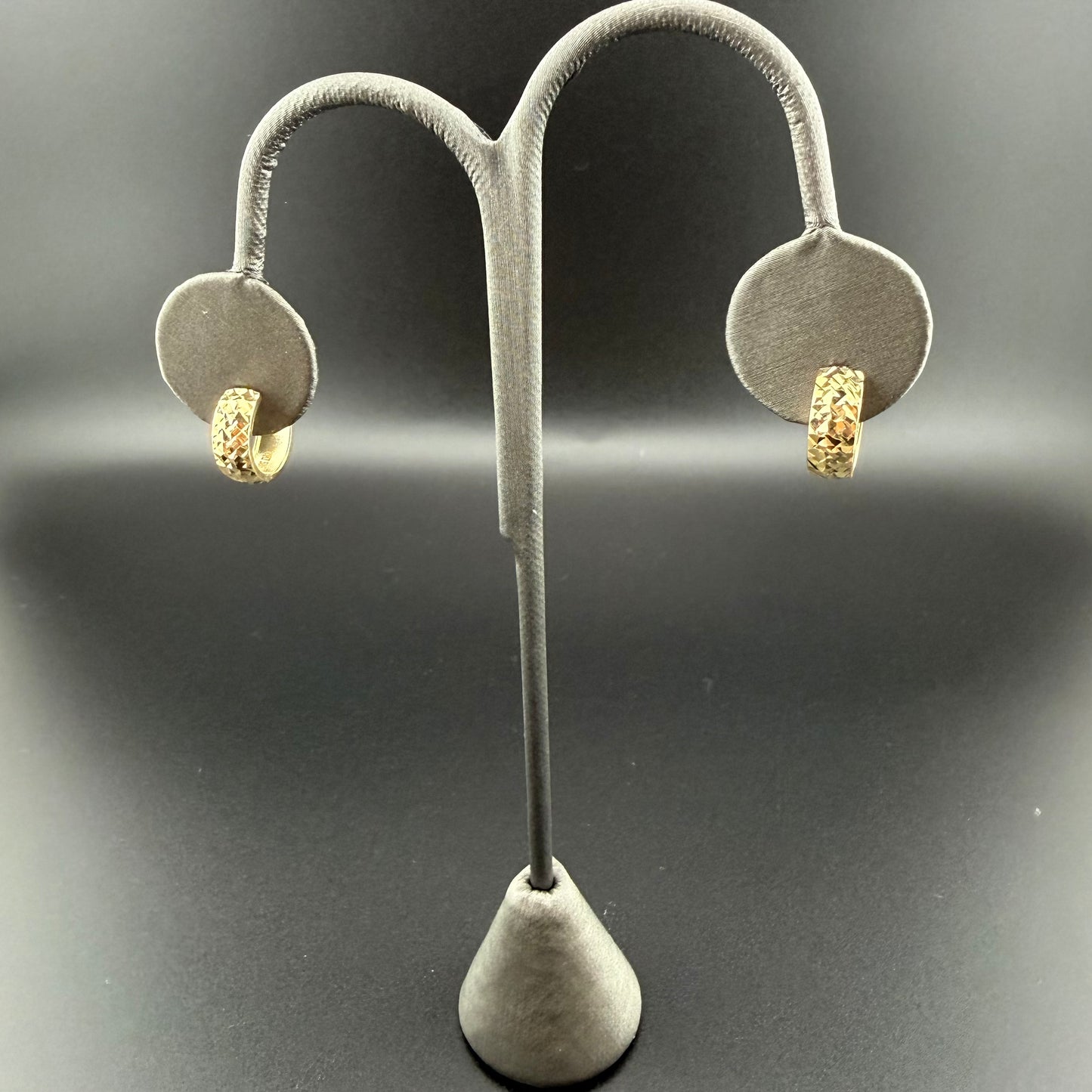 14K Gold Small Curve Earrings | NAVARRO JEWELRY | Real Gold Earrings